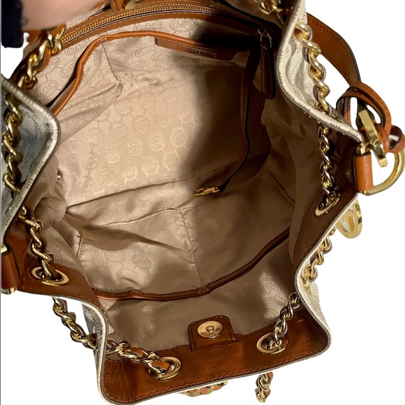 Michael Kors Leather Monogram Frankie Drawstring Purse and Matching Wallet - Picture 6 of 12